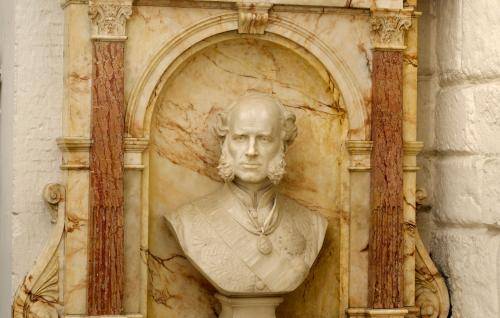 Monument to Harry Smith Parkes